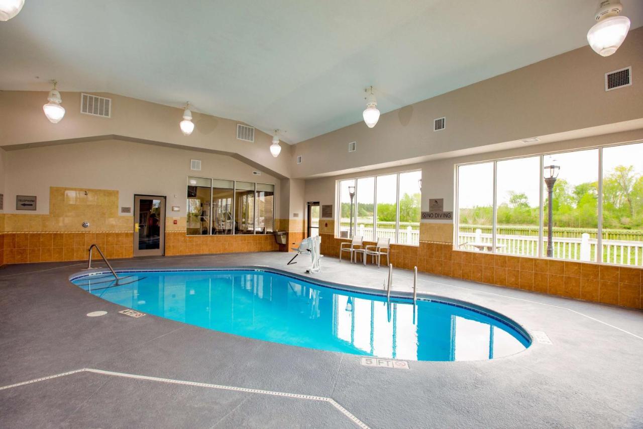 Country Inn & Suites By Radisson, Wilson, Nc מראה חיצוני תמונה